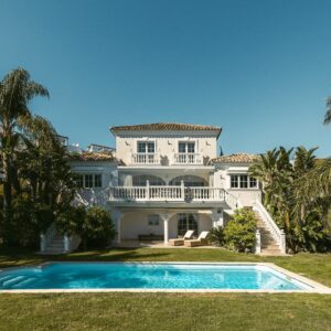 Luxury Sea View Villa 101 With Private Pool & Big Garden